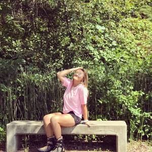 Meet your Posher, Amber